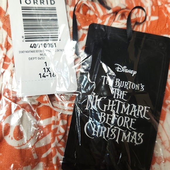❤️NWT VINTAGE TORRID SHORTS - NIGHTMARE BEFORE CHRISTMAS TIKI HAWAIIAN PLUS SIZE - Picture 5 of 14